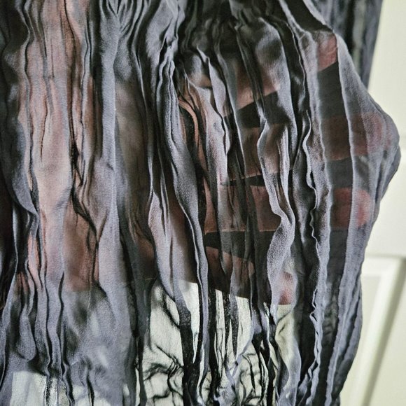 HW New York Black Maxi Skirt - Picture 3 of 5